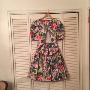 Summer dress flowered green pink